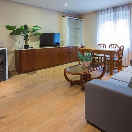 Apartamentos Turisticos Avila Villa Carmen III Eksteriør billede