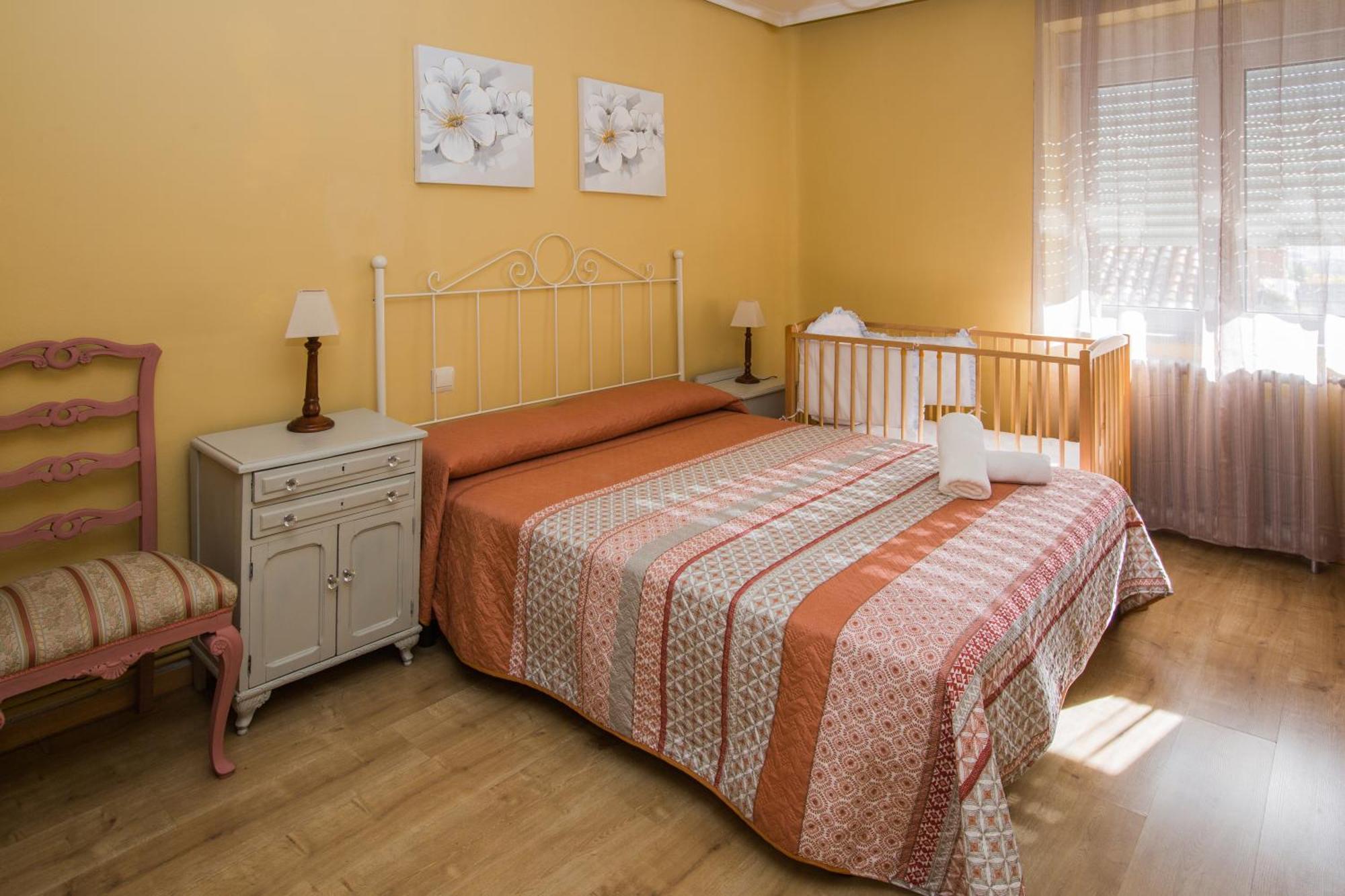 Apartamentos Turisticos Avila Villa Carmen III Eksteriør billede