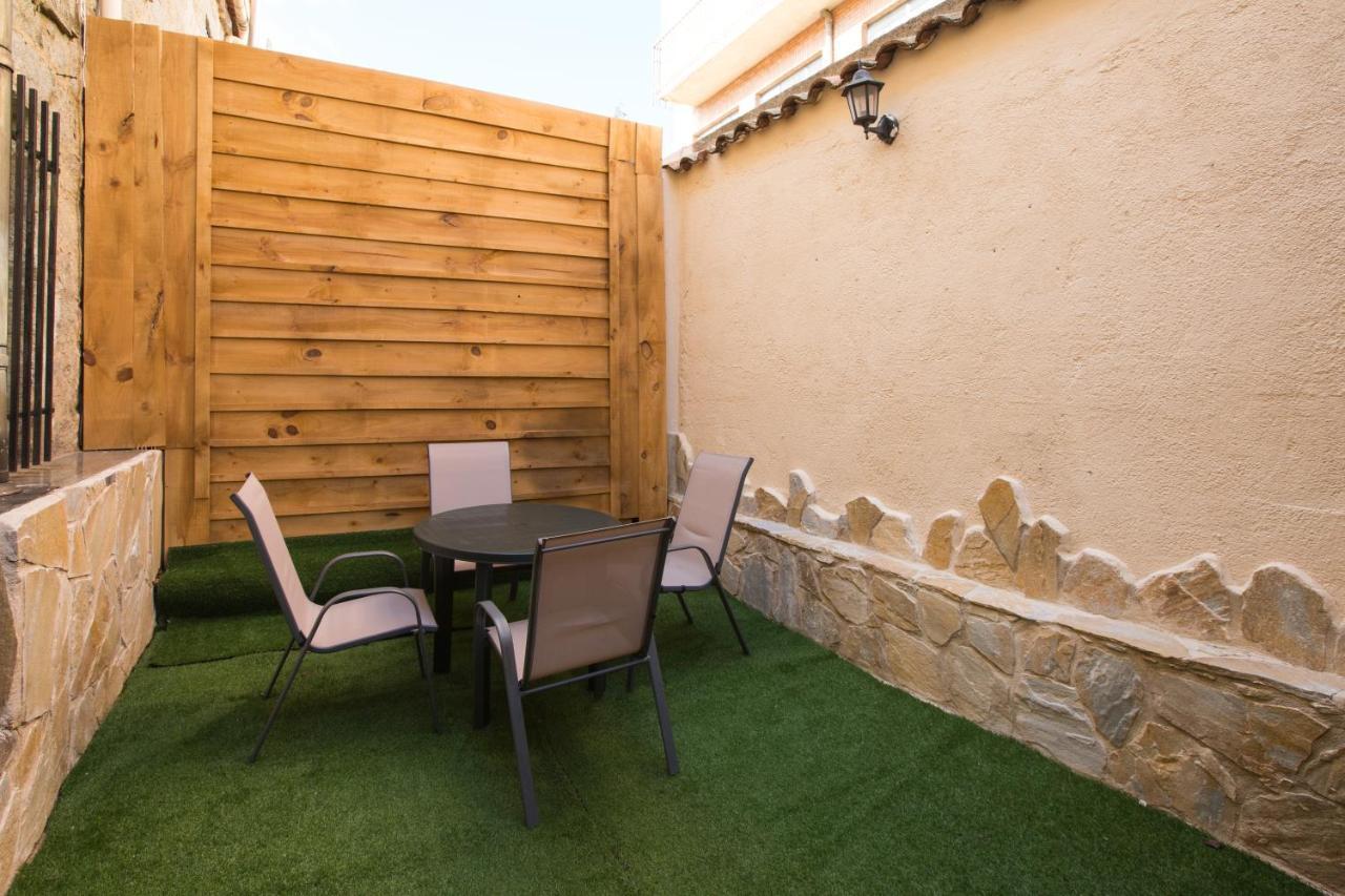Apartamentos Turisticos Avila Villa Carmen III Eksteriør billede