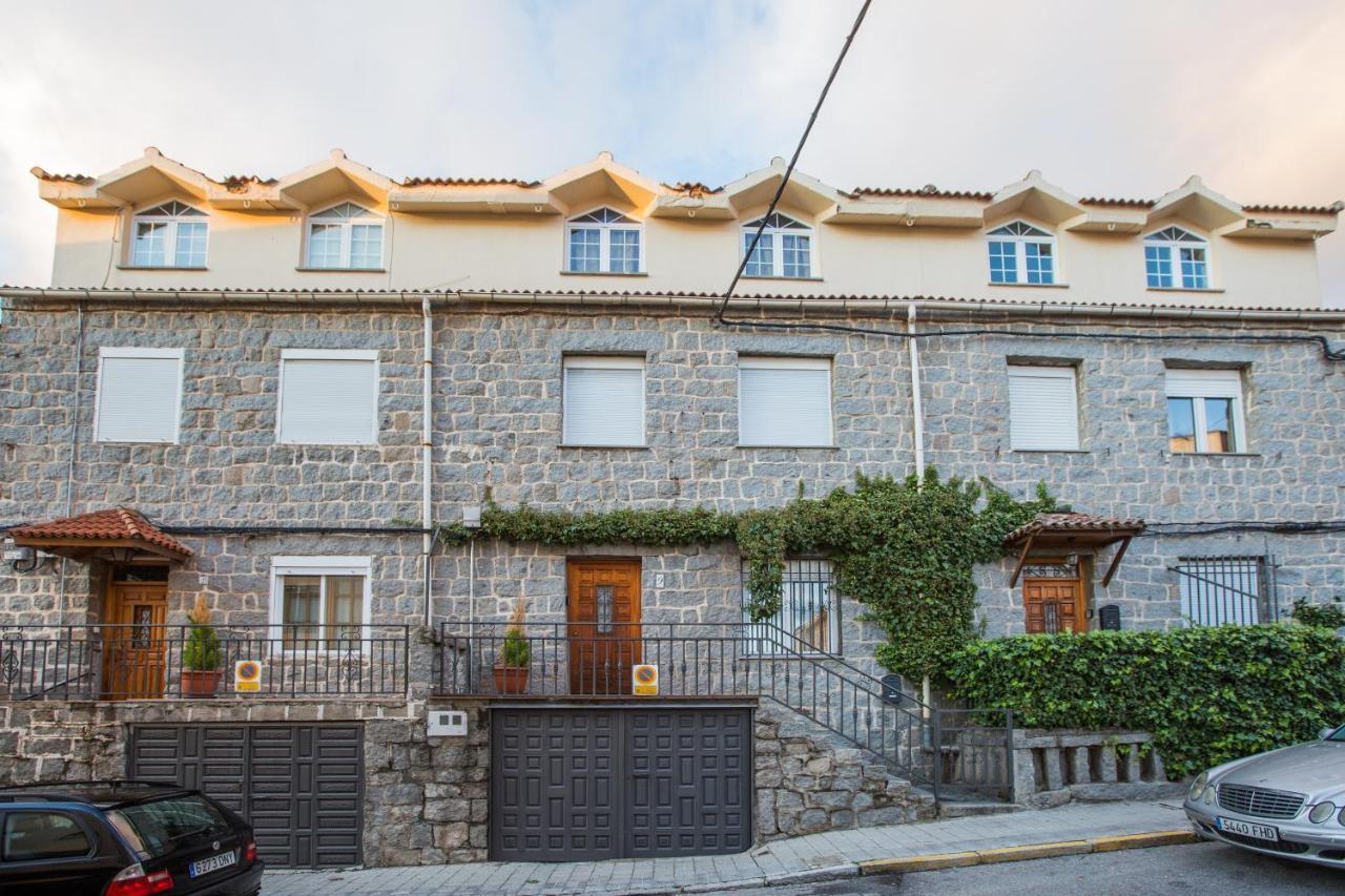 Apartamentos Turisticos Avila Villa Carmen III Eksteriør billede